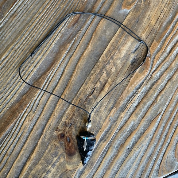 Genuine Flint Carved Arrowhead Necklace Artisan Native Southwestern Feather - Picture 4 of 6